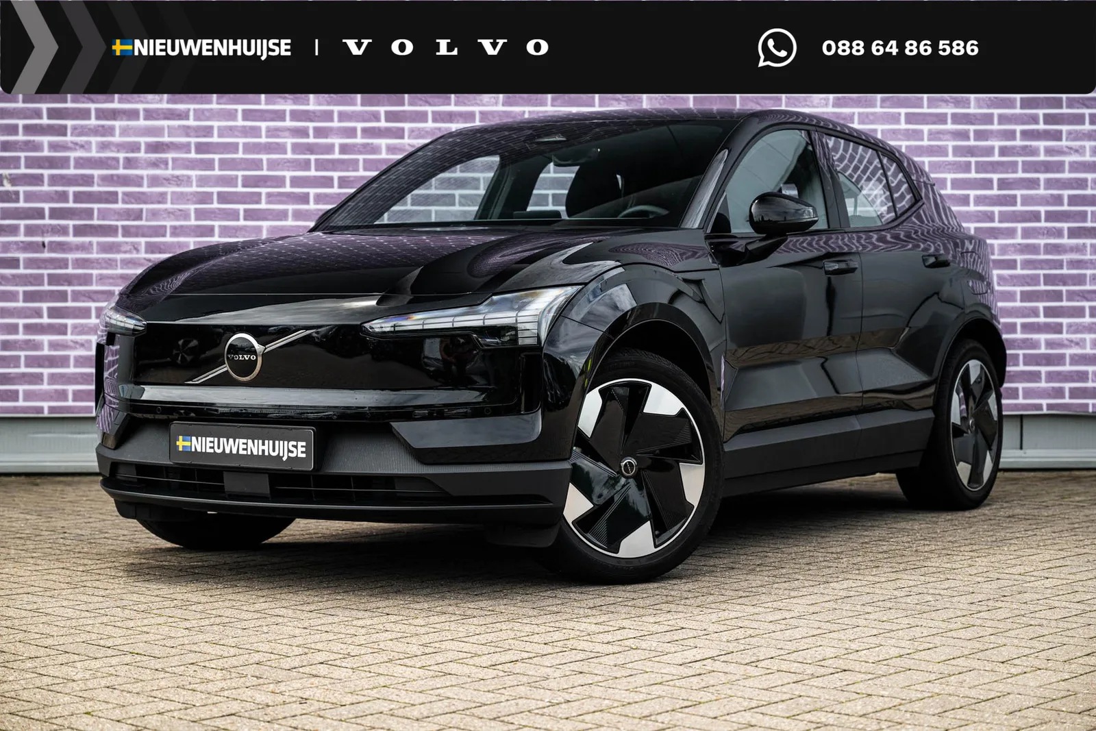 Volvo EX30 (2024) — foto 1