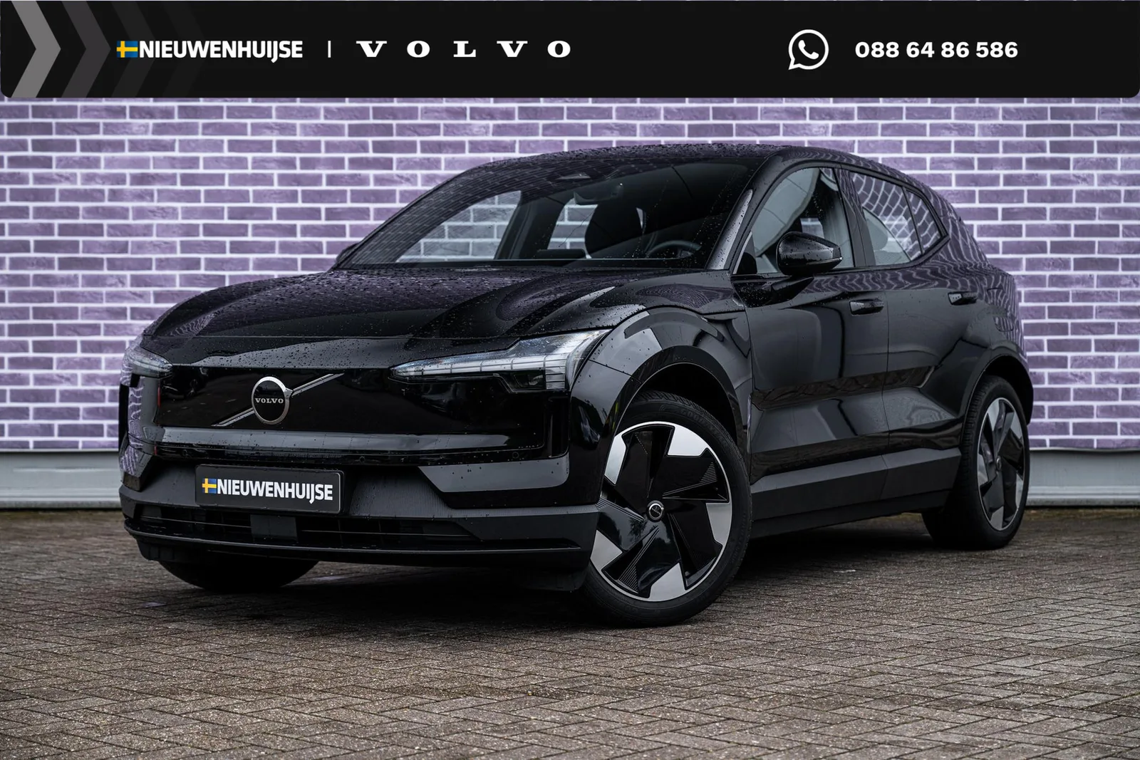 Volvo EX30 (2024) — foto 1