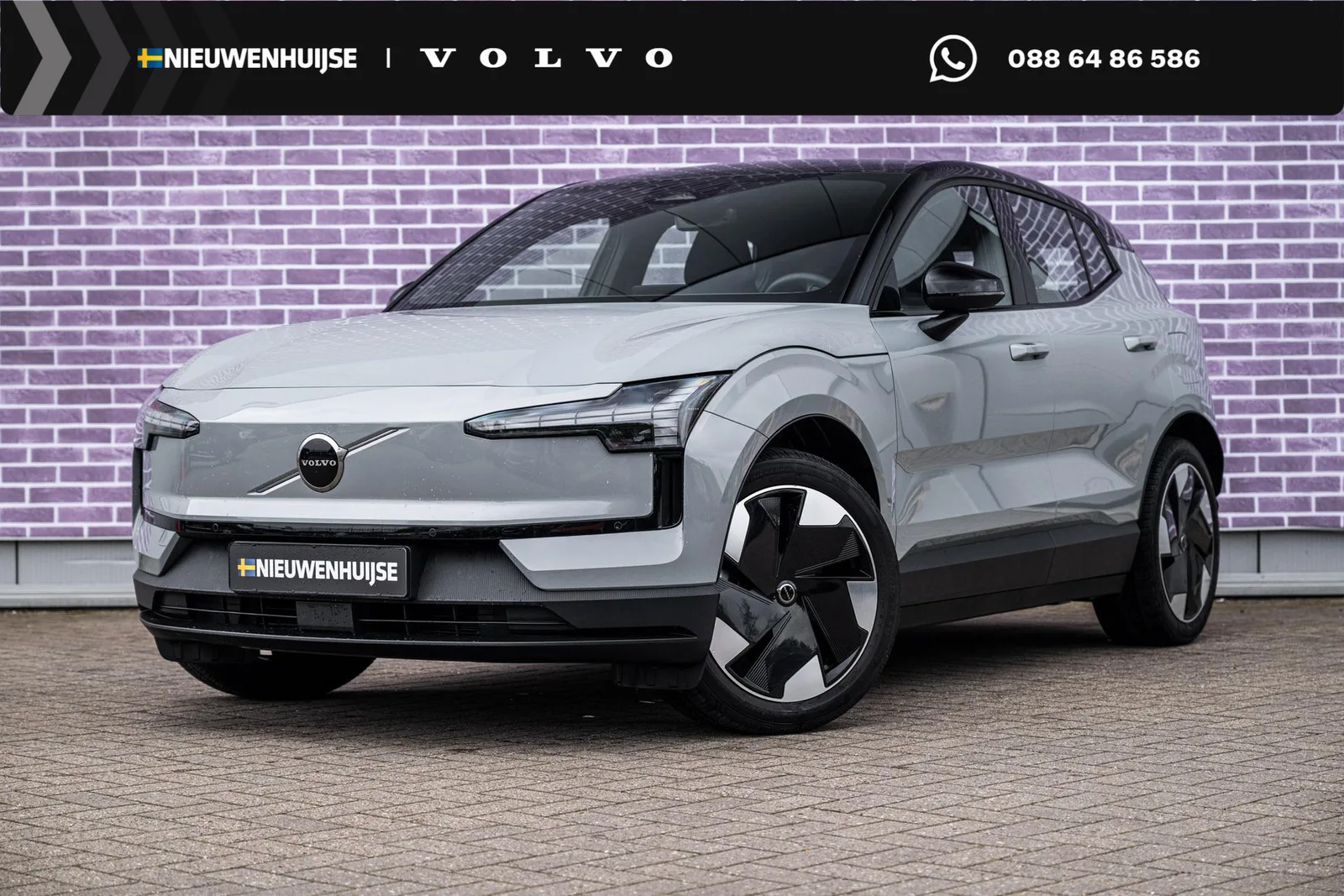 Volvo EX30 (2024) — foto 1