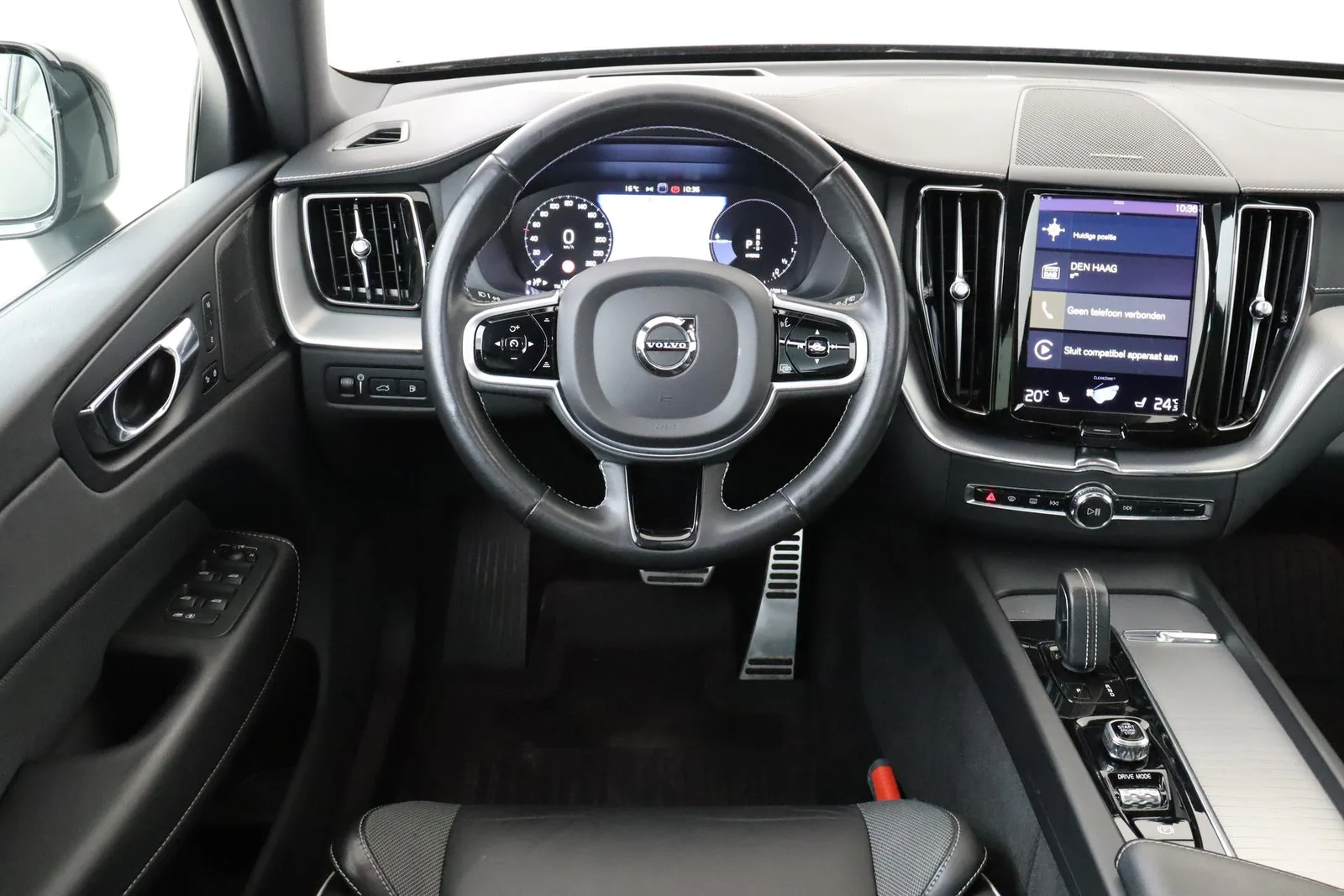 Volvo XC60 (2021) — foto 1
