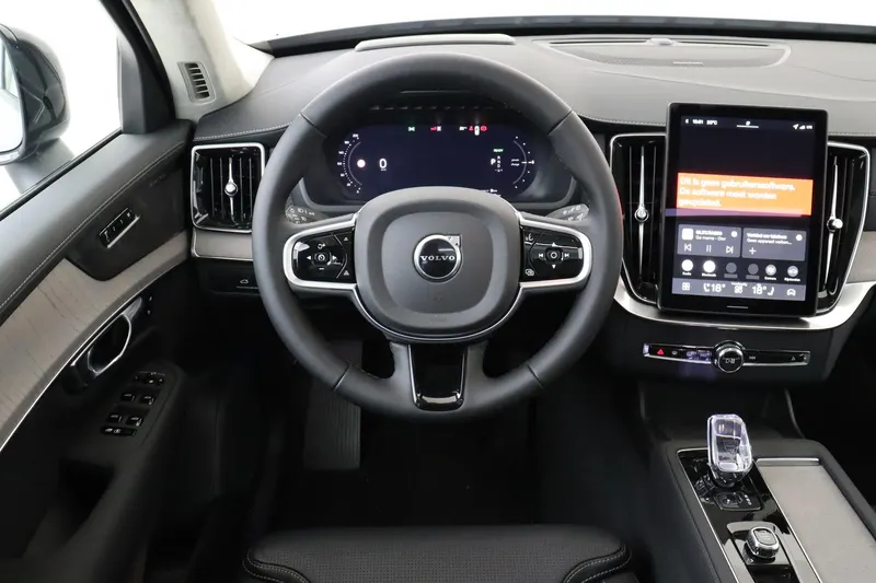 Volvo XC90 (2026)
