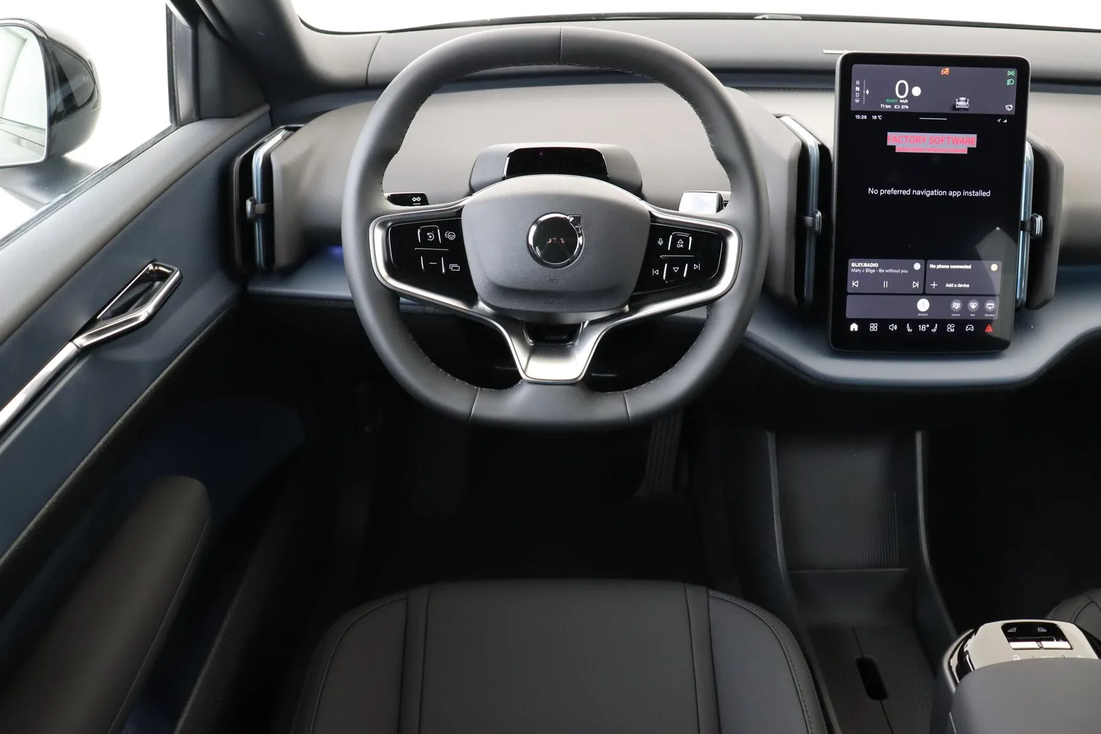 Volvo EX30 (2026) — foto 1