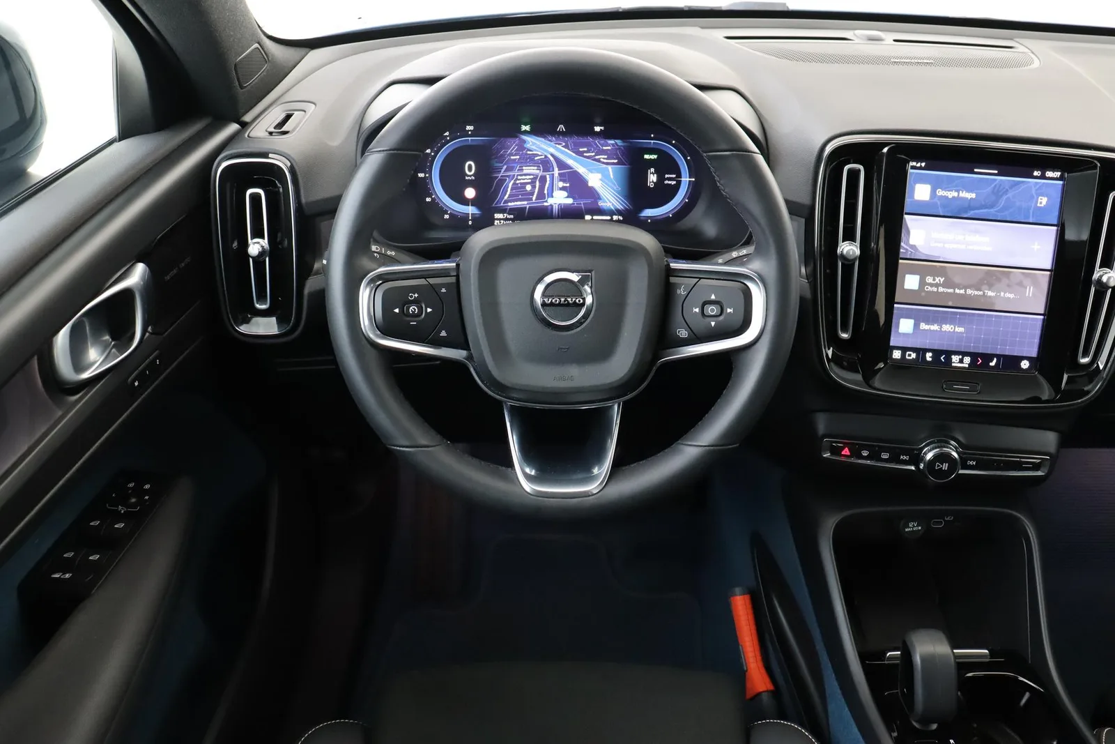Volvo C40 (2021) — foto 1