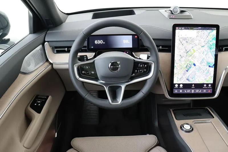 Volvo EX90 (2026)