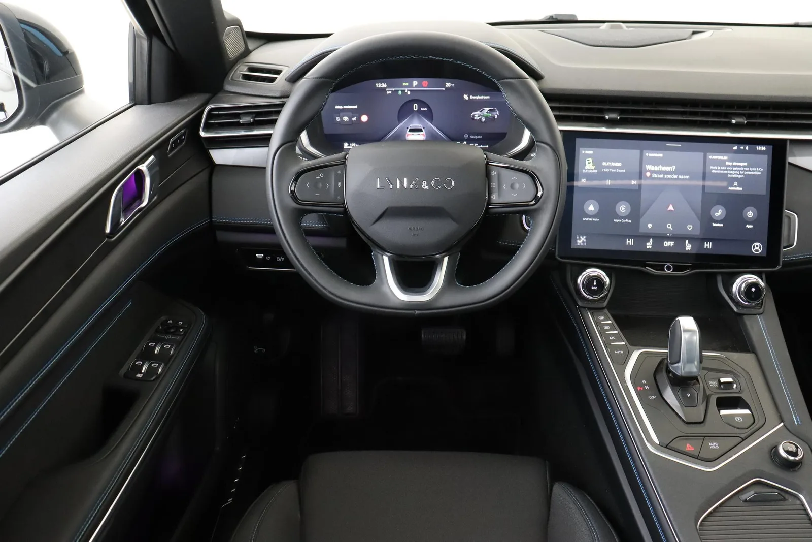 Lynk & Co 01 (2024) — foto 1
