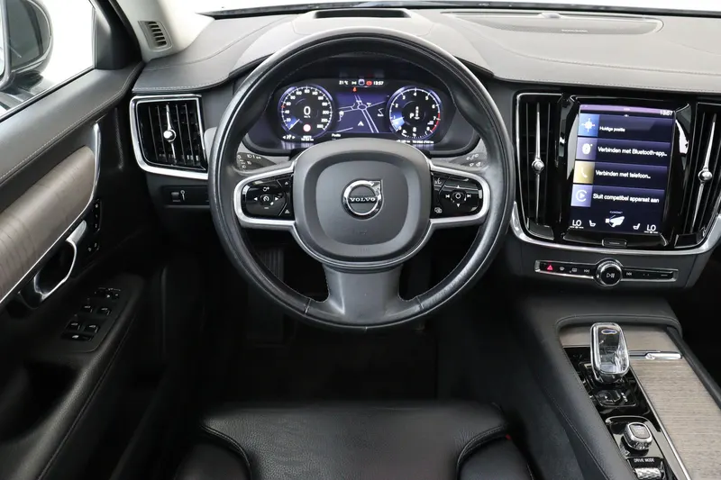 Volvo V90 (2021)