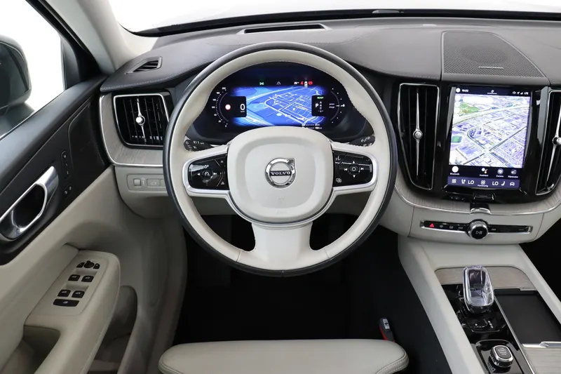 Volvo XC60 (2021)