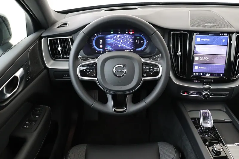 Volvo XC60 (2025)