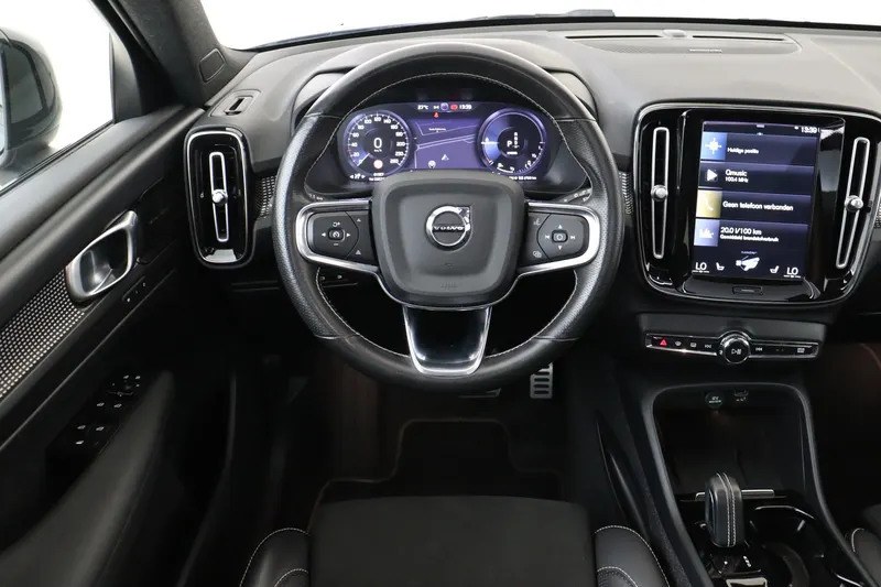 Volvo XC40 (2021)