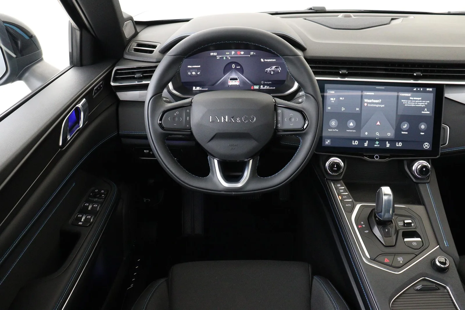 Lynk & Co 01 (2024) — foto 1