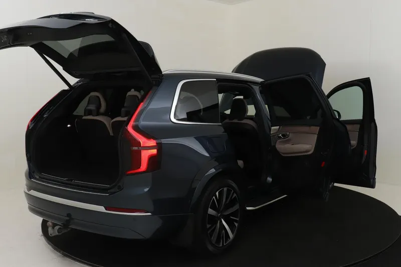 Volvo XC90 (2025)