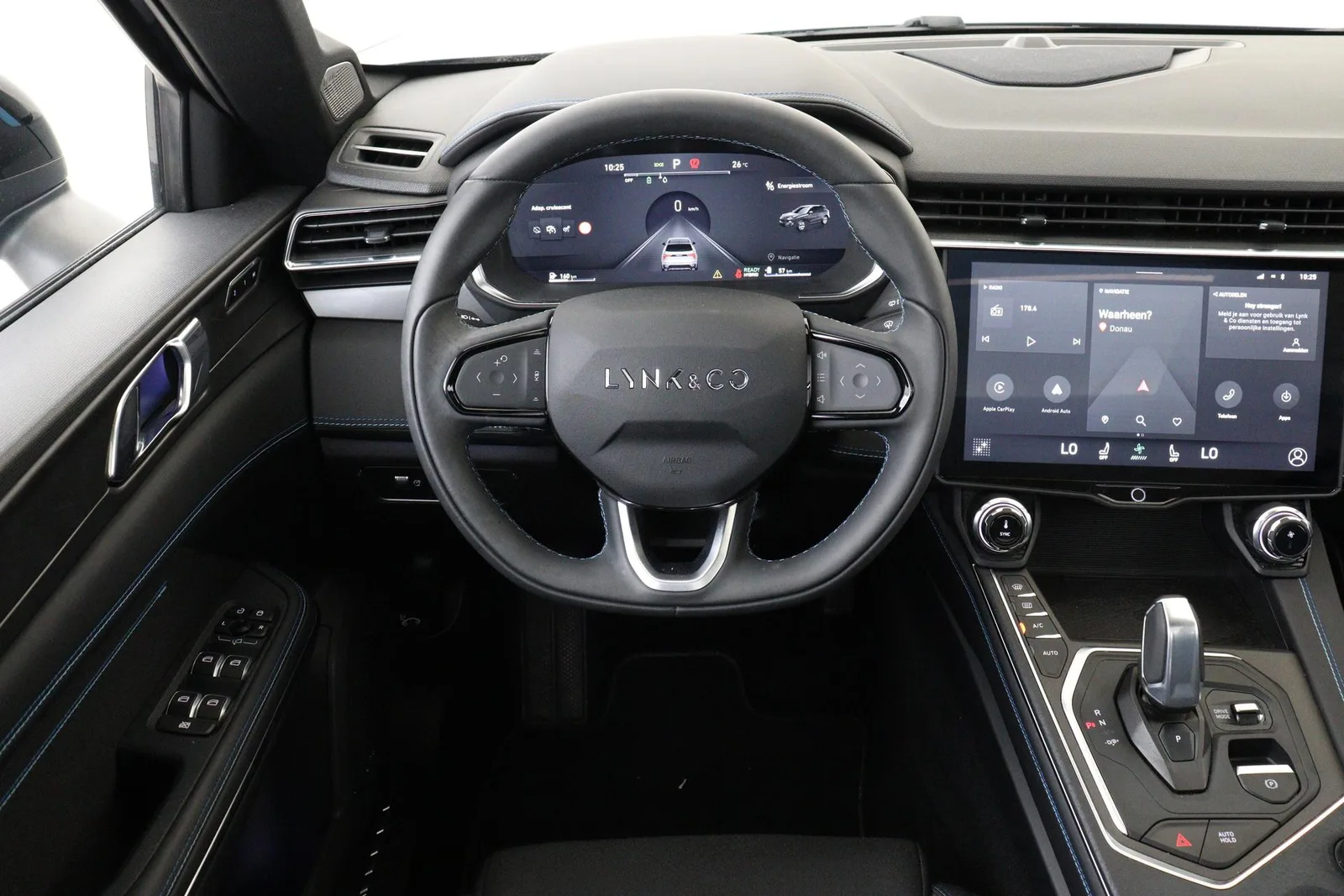Lynk & Co 01 (2023) — foto 1
