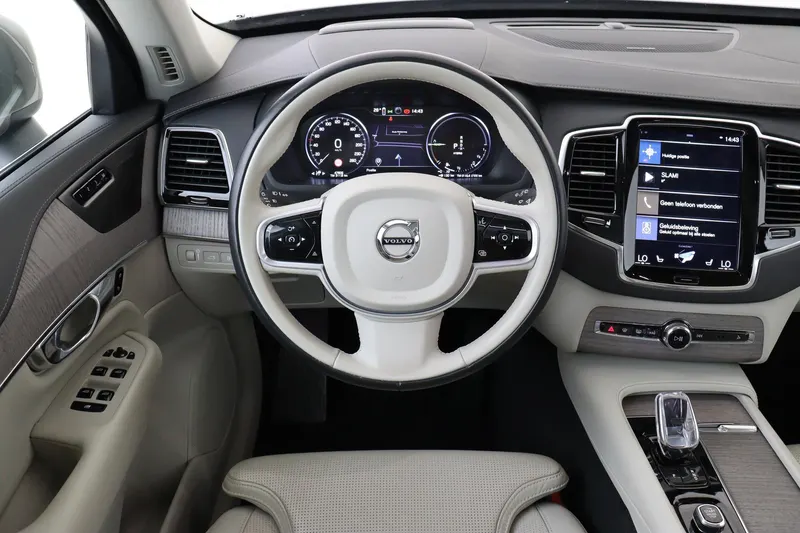 Volvo XC90 (2021)