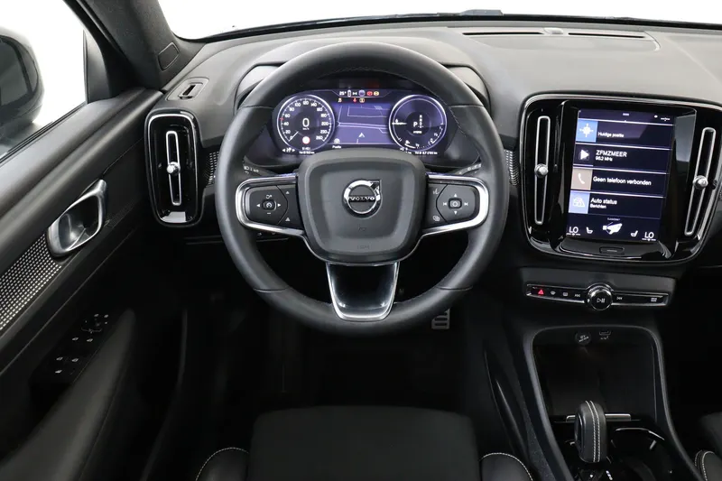Volvo XC40 (2021)