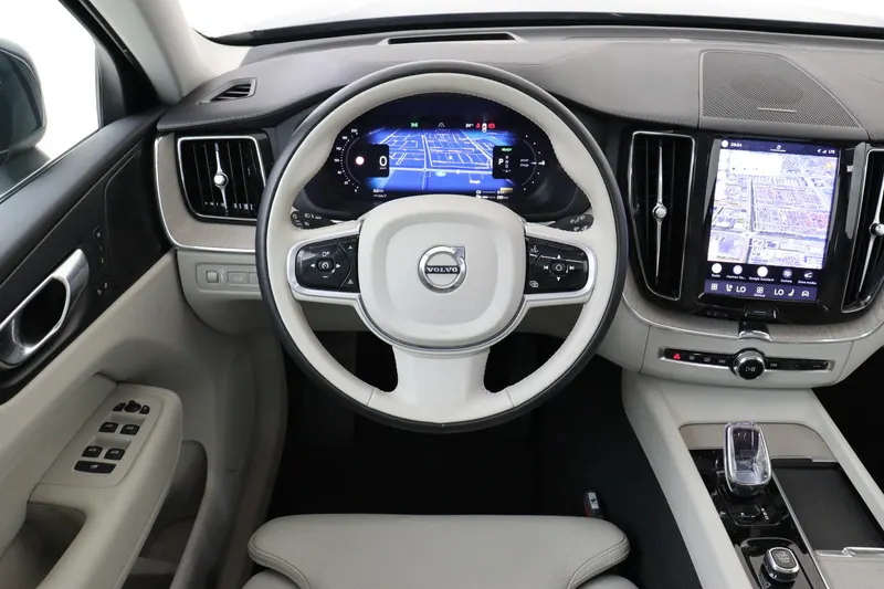 Volvo XC60 (2021)