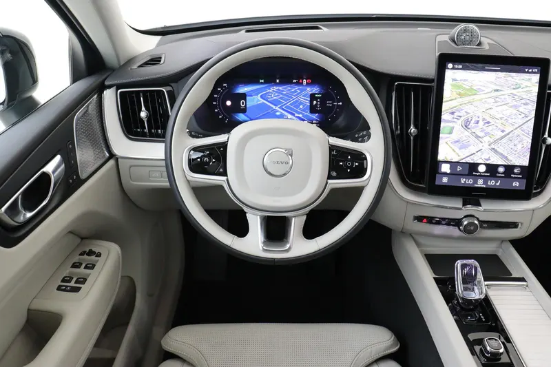 Volvo XC60 (2026)