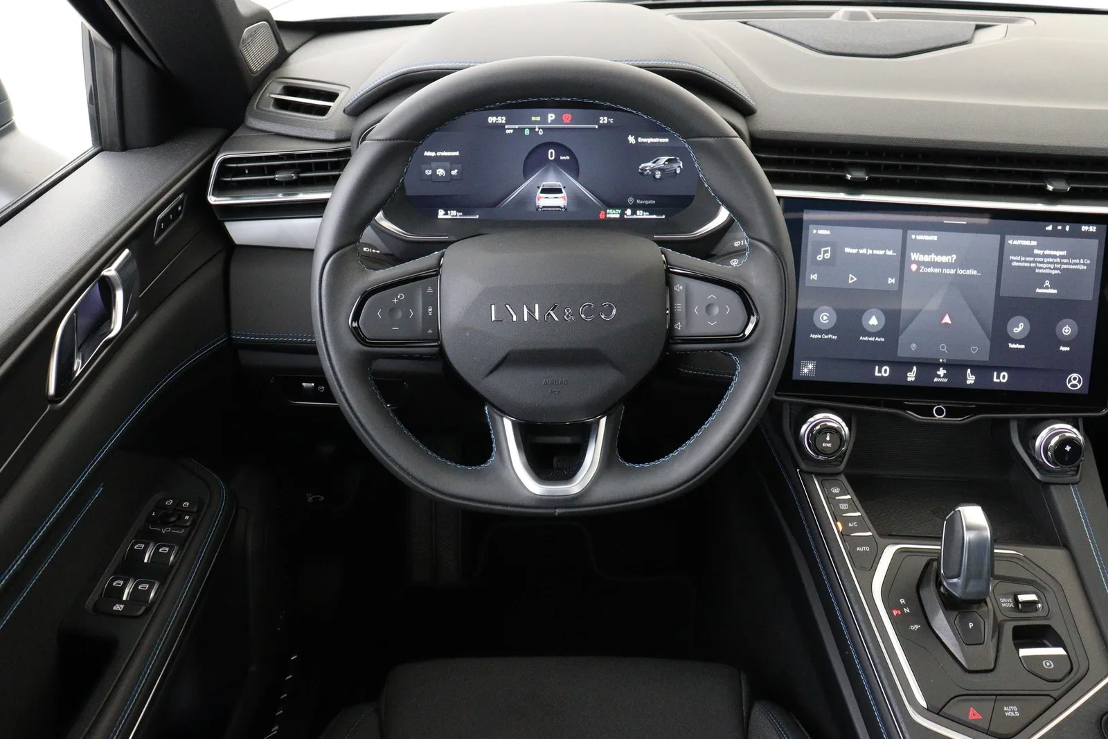 Lynk & Co 01 (2023) — foto 1