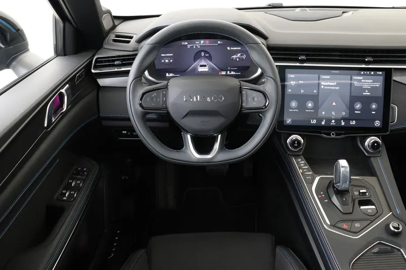Lynk & Co 01 (2023)