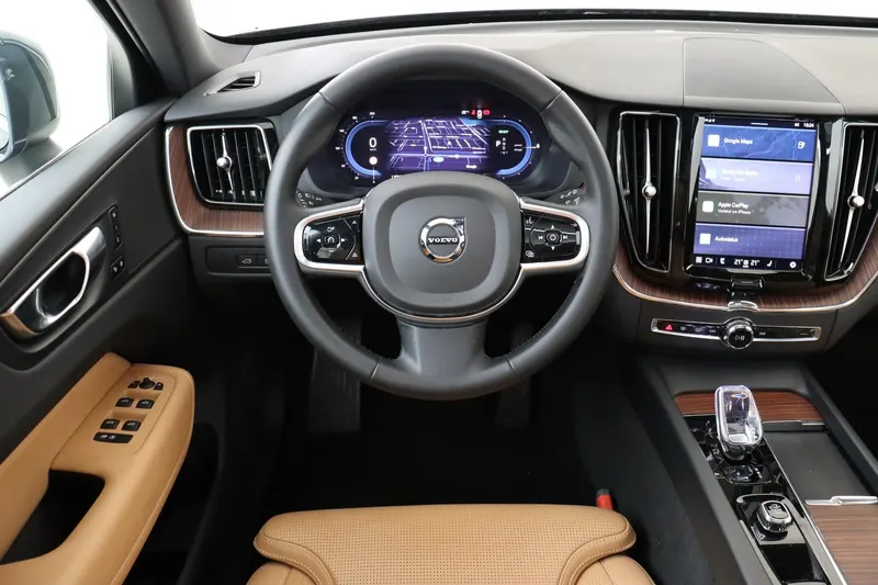 Volvo XC60 (2023)