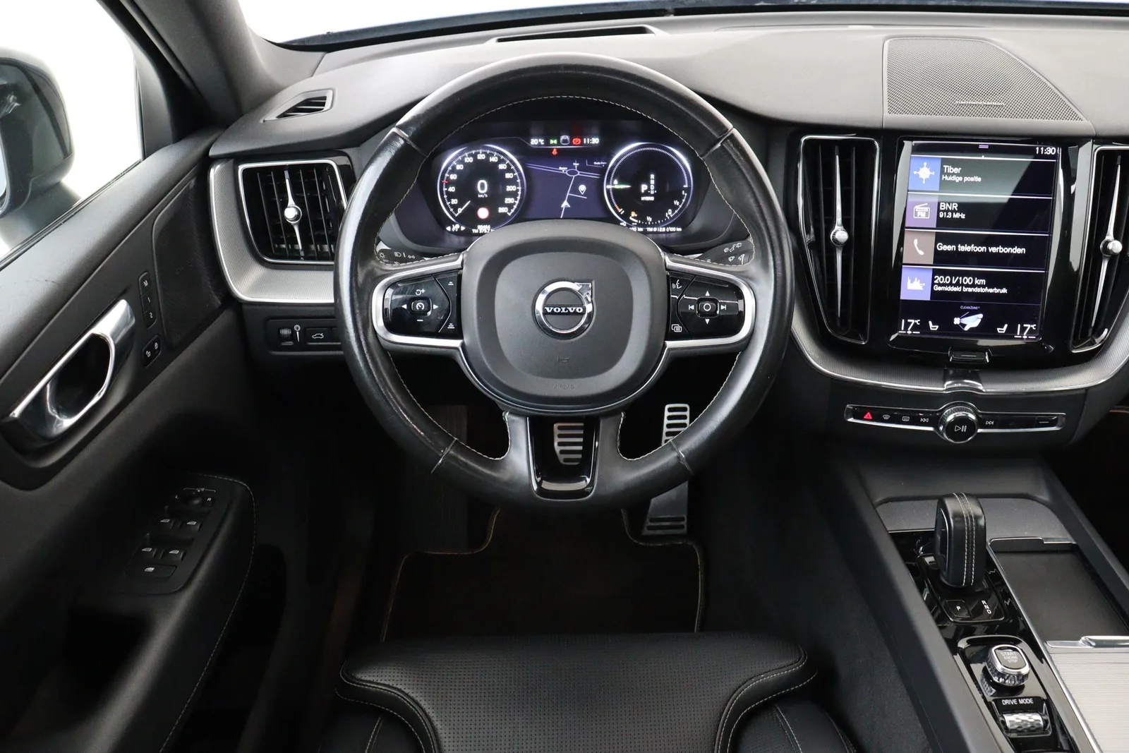 Volvo XC60 (2020) — foto 1