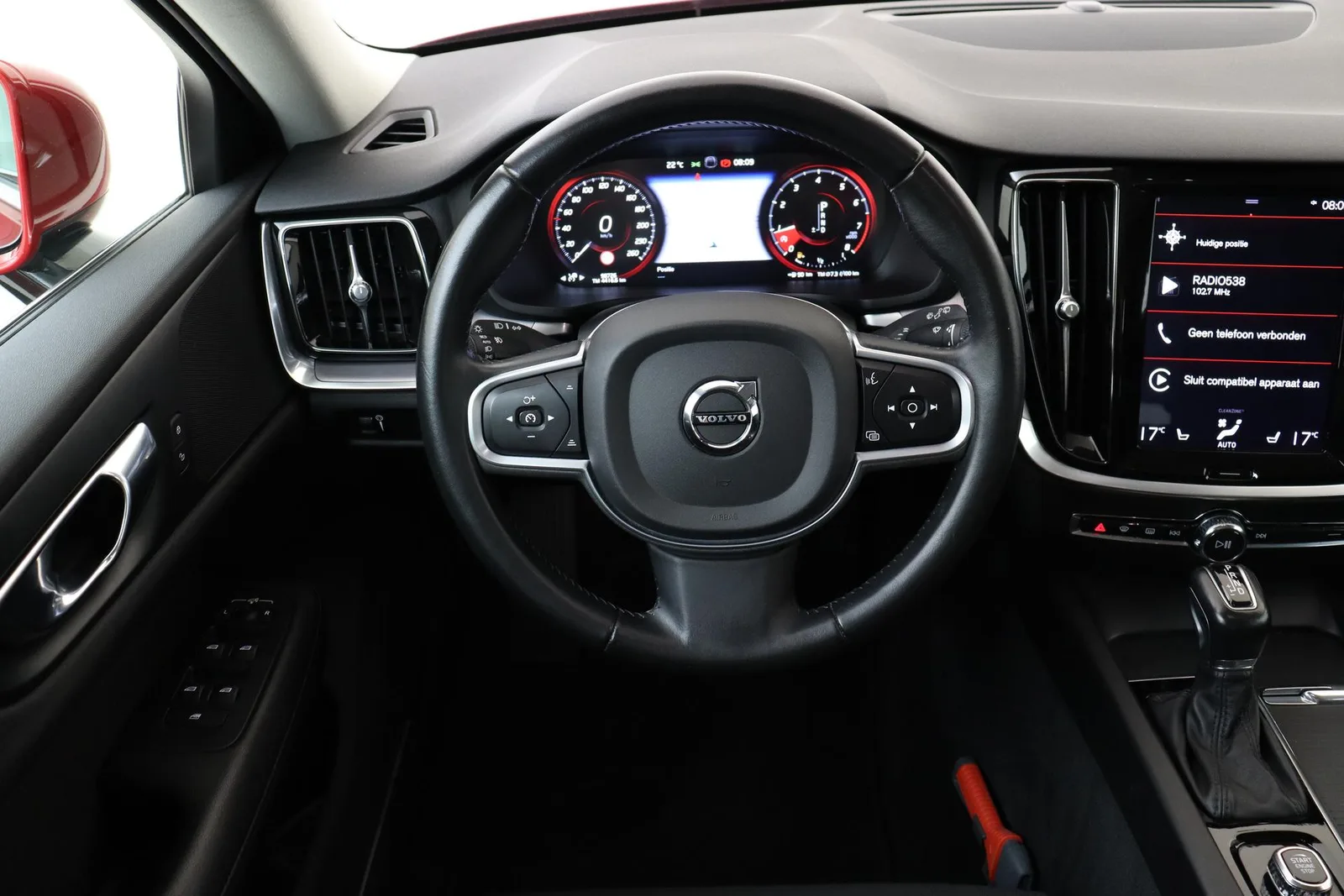 Volvo V60 (2019) — foto 1