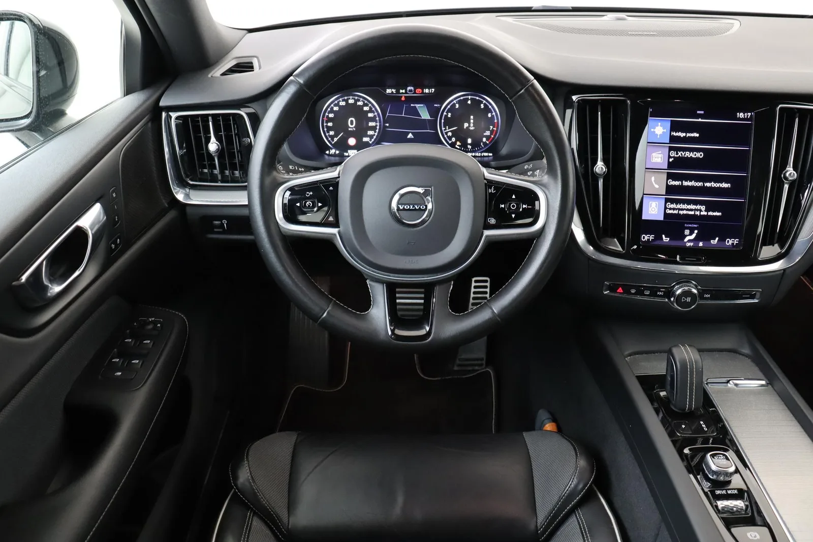 Volvo S60 (2020) — foto 1