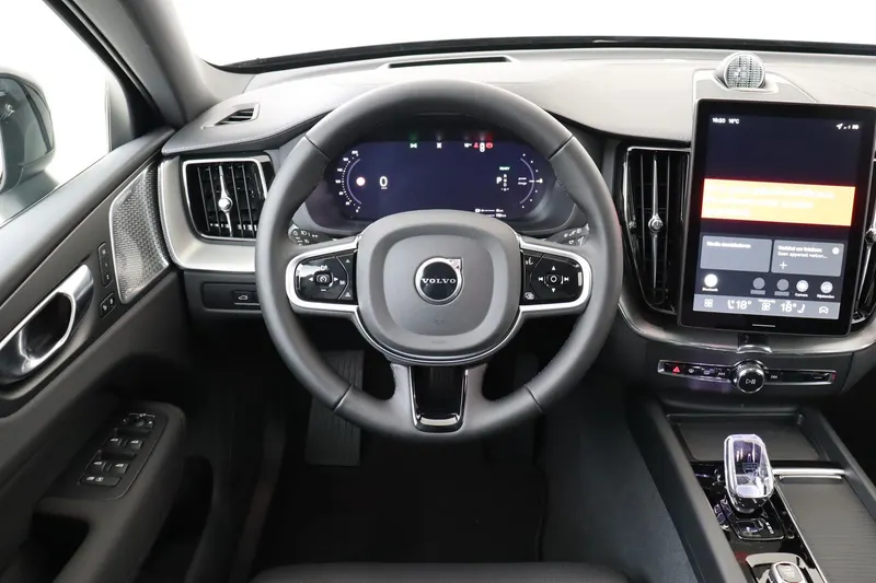 Volvo XC60 (2026)