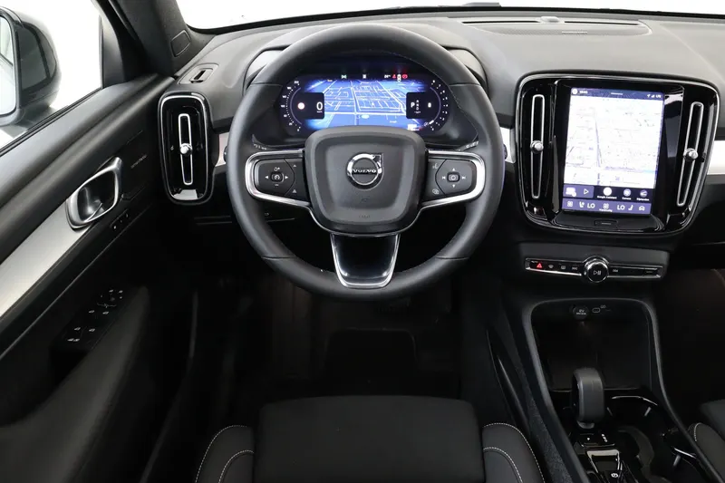 Volvo XC40 (2026)