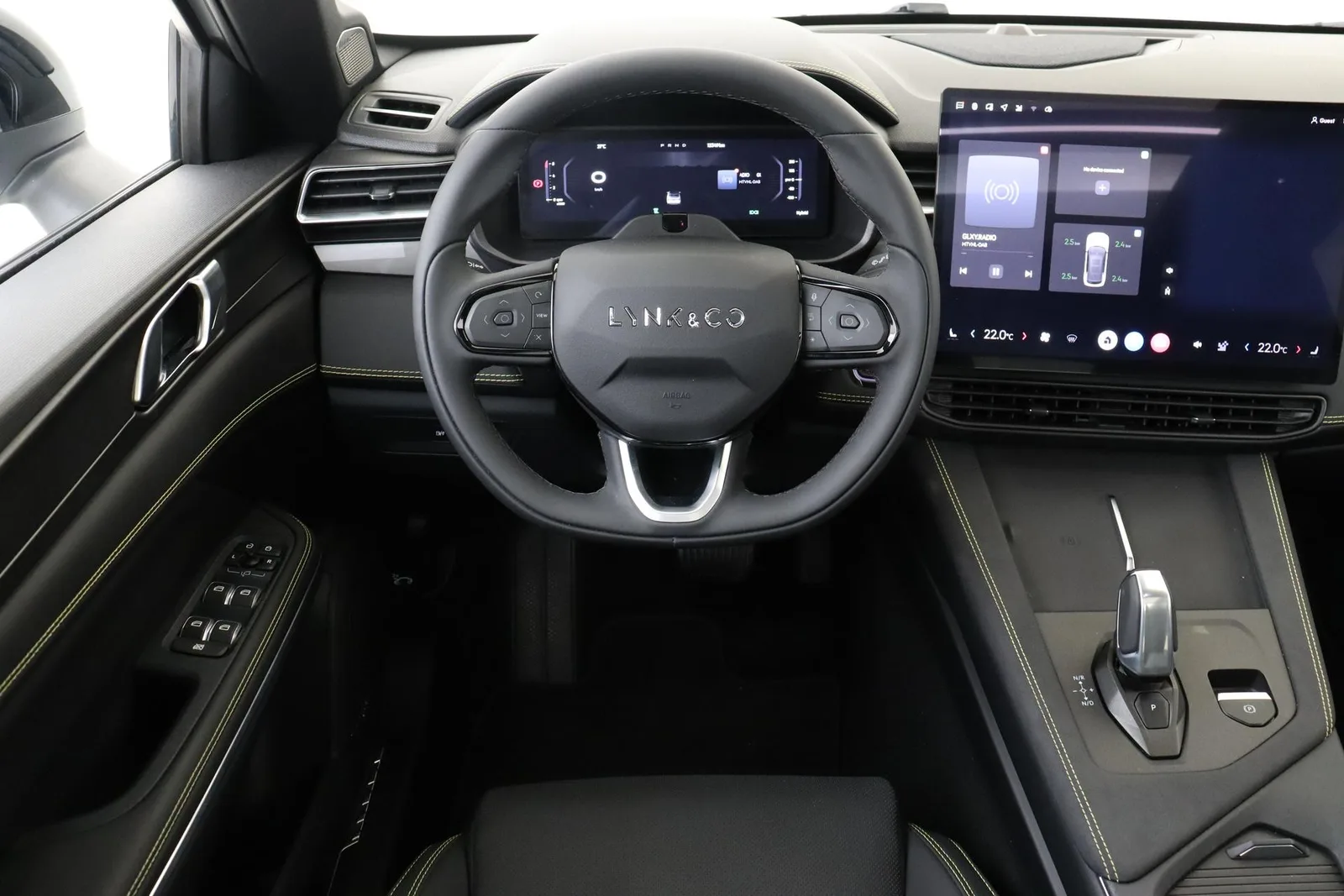 Lynk & Co 01 (2025) — foto 1