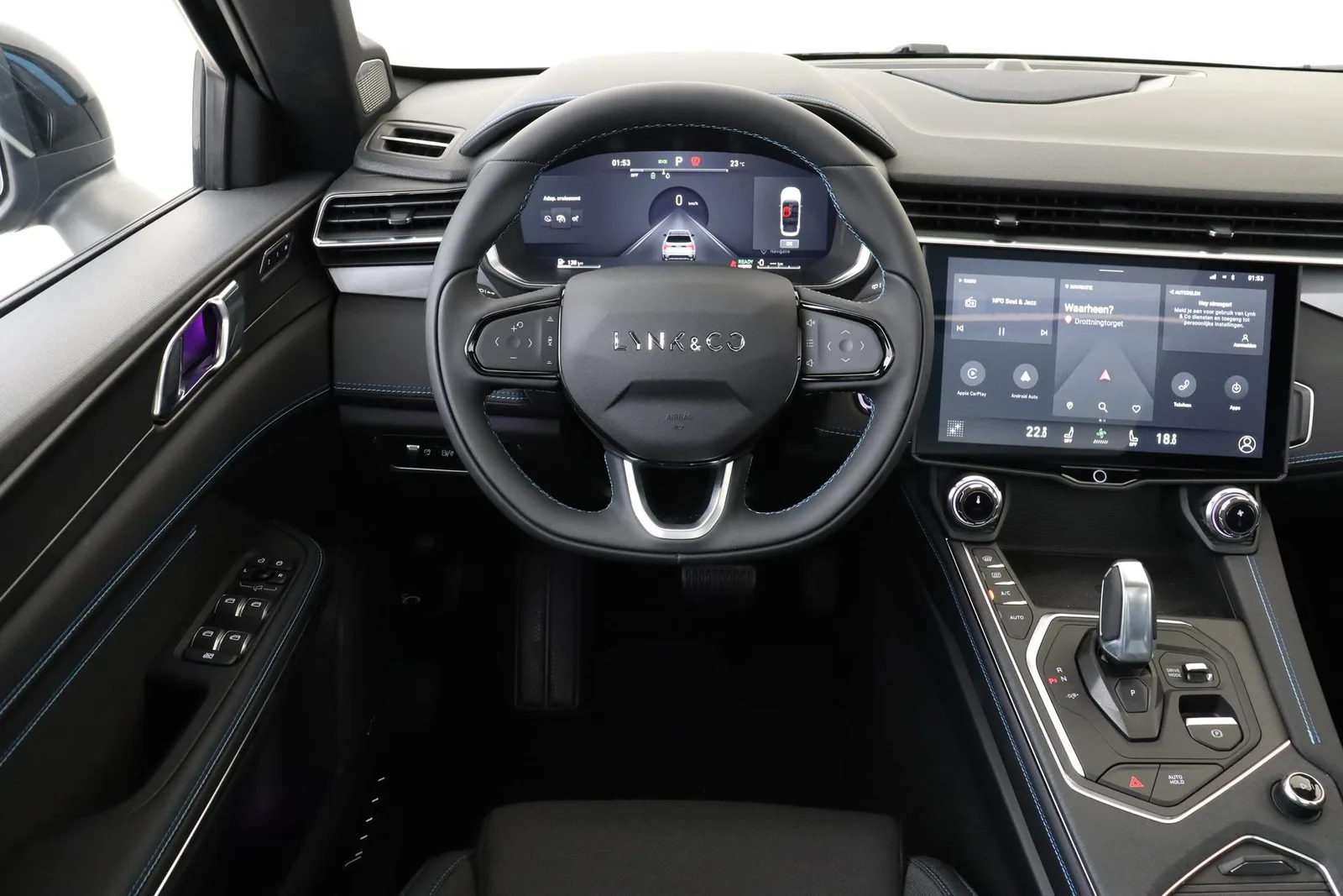 Lynk & Co 01 (2024) — foto 1