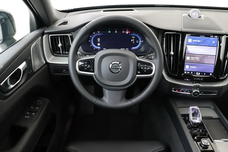 Volvo XC60 (2025)