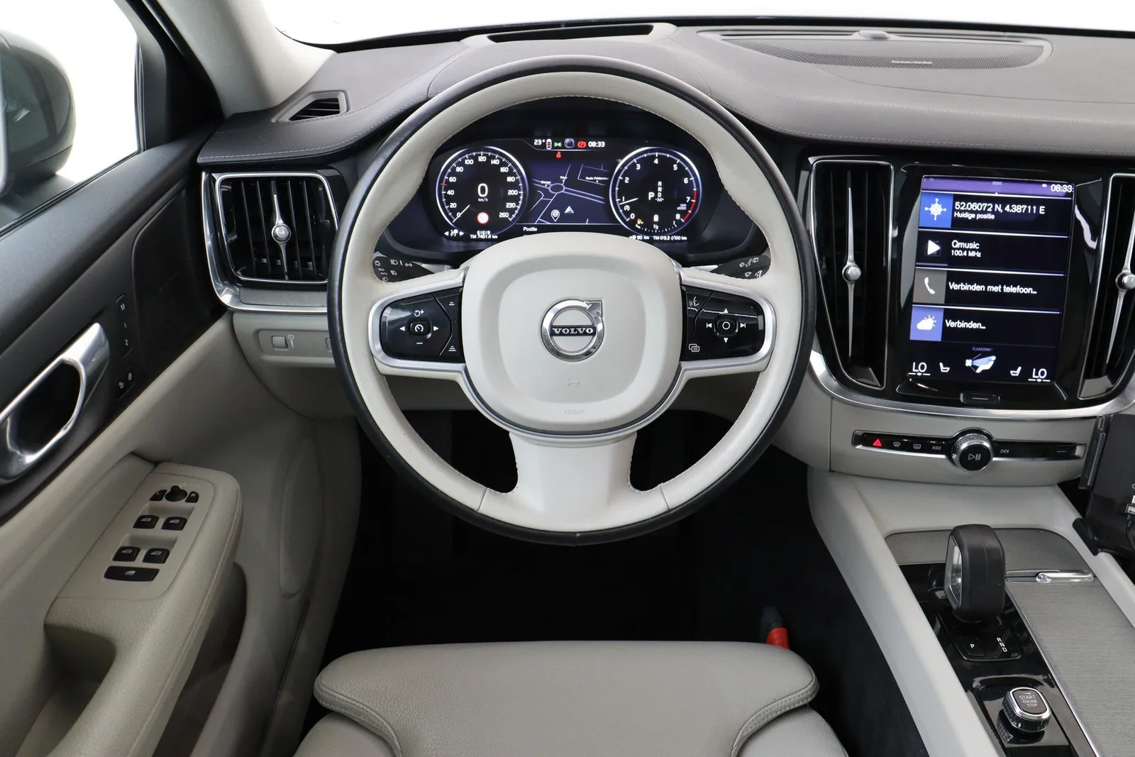 Volvo V60 (2022) — foto 1