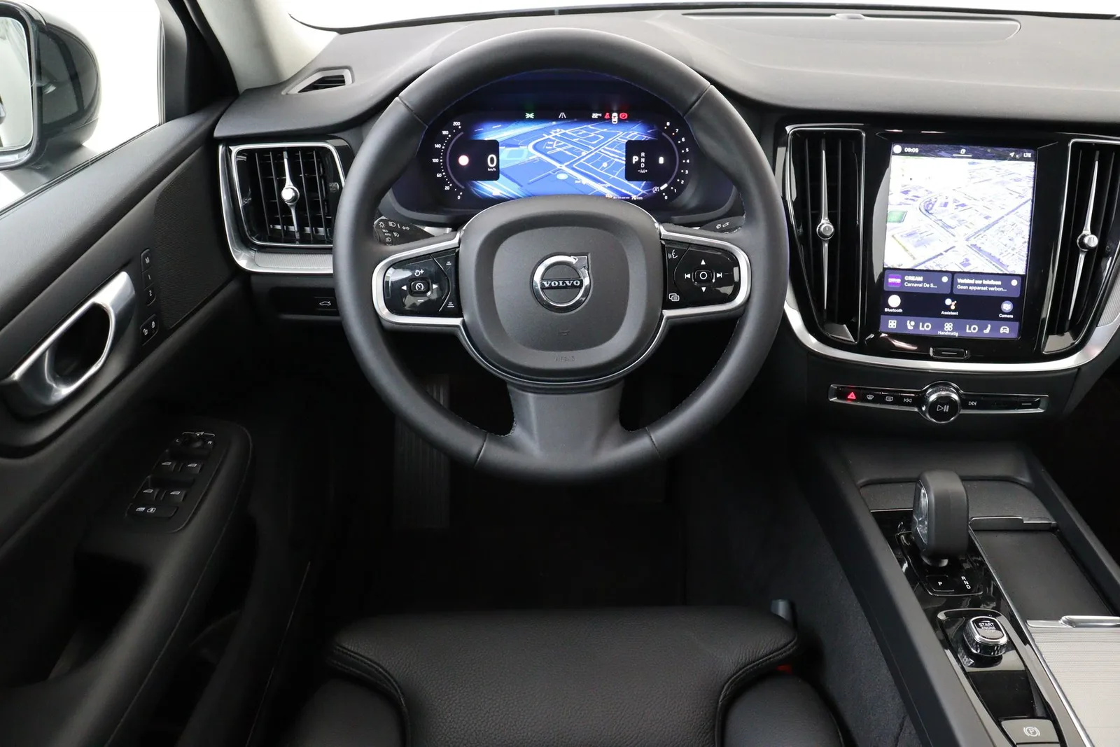 Volvo S60 (2024) — foto 1