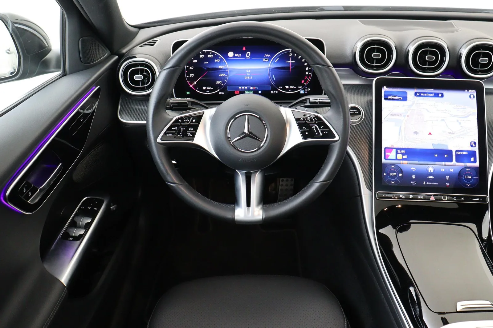 Mercedes-Benz C-Klasse (2025) — foto 1