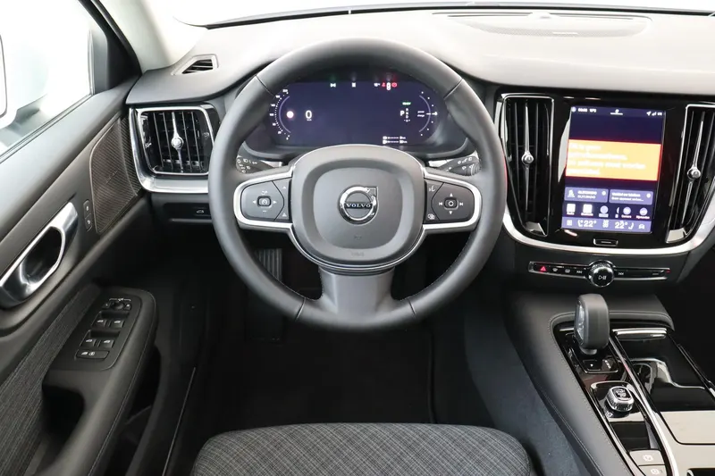 Volvo V60 (2025)