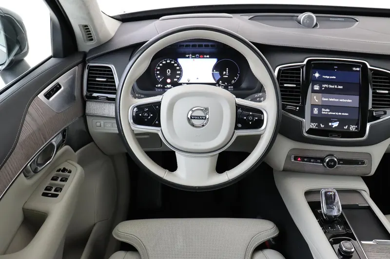 Volvo XC90 (2021)