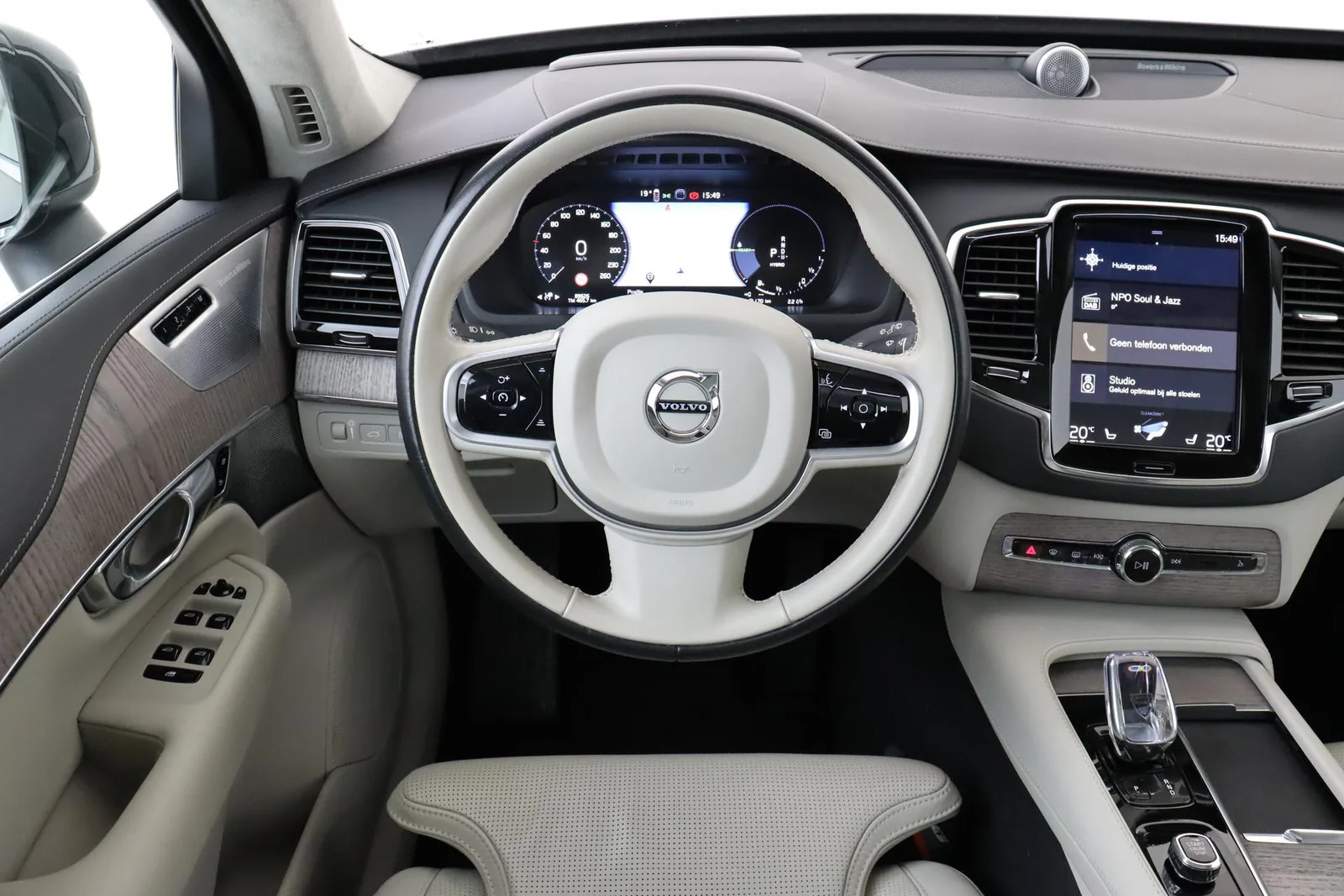 Volvo XC90 (2021) — foto 1