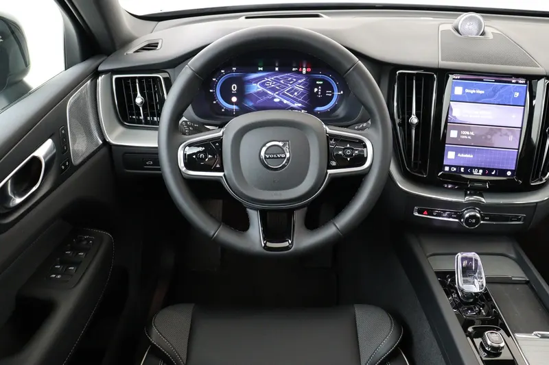 Volvo XC60 (2025)