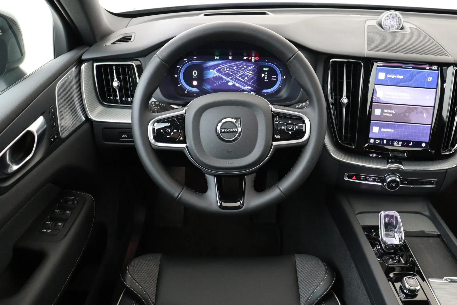 Volvo XC60 (2025) — foto 1