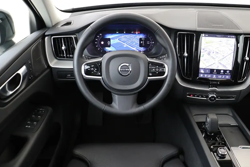Volvo XC60 (2023)