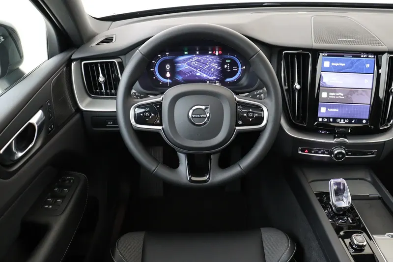 Volvo XC60 (2024)