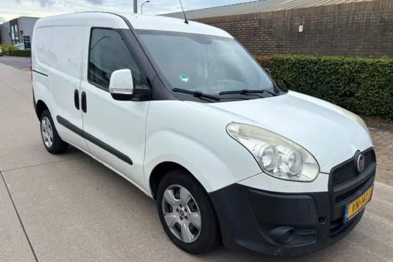 Fiat Doblo (2015)