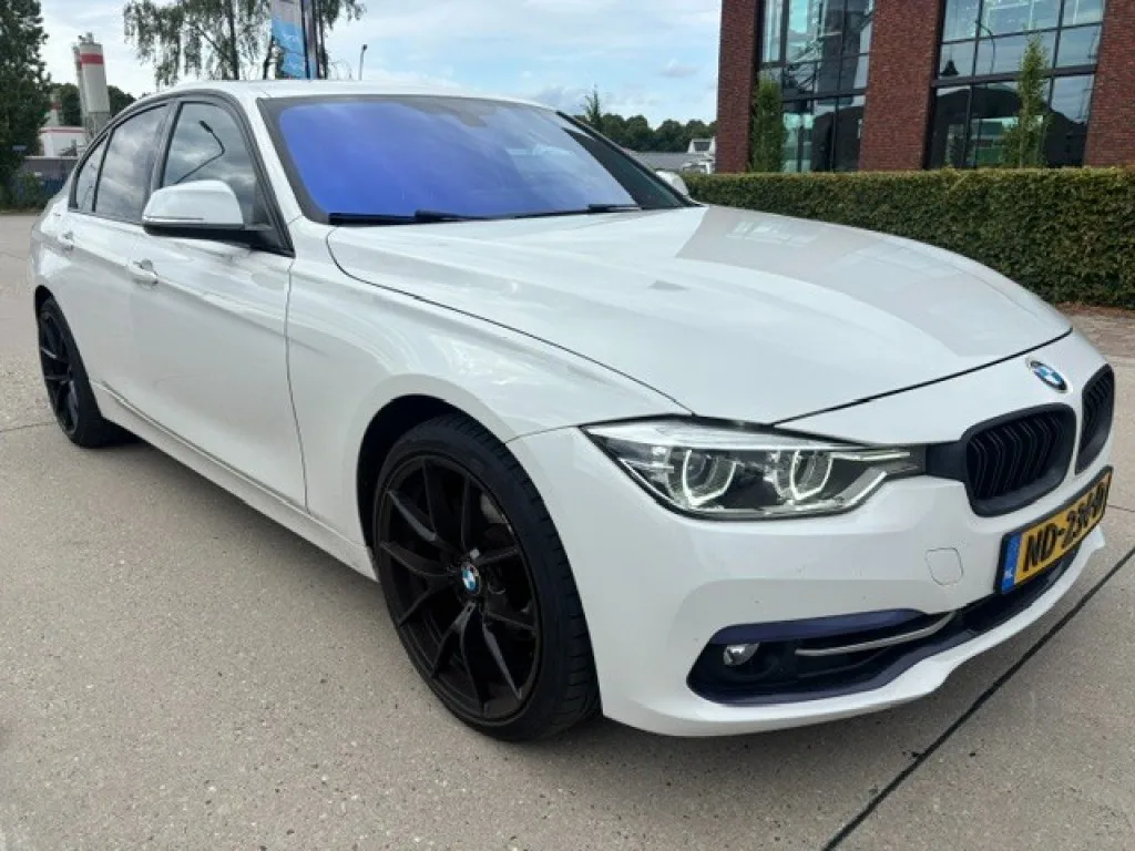BMW 3-Serie (2016) — foto 1