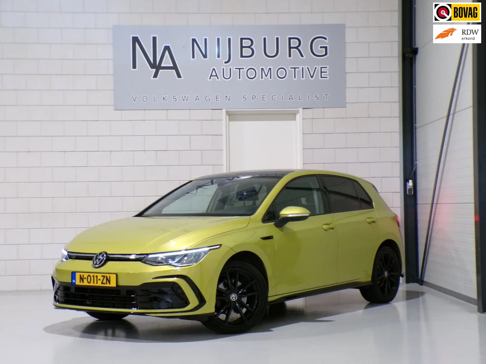 Volkswagen Golf (2020) — foto 1