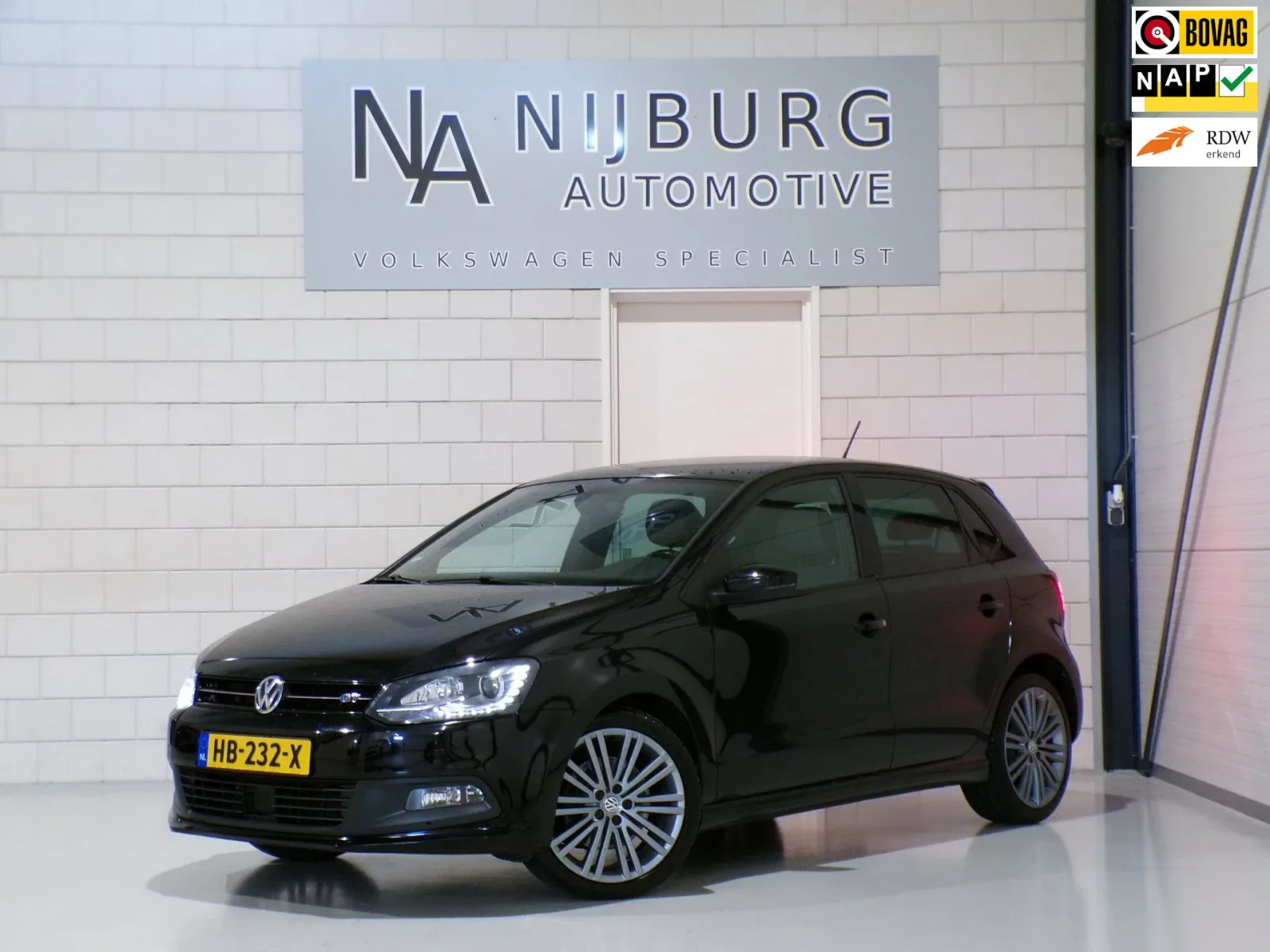 Volkswagen Polo (2015) — foto 1