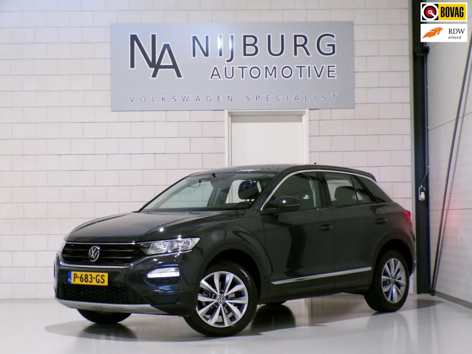 Volkswagen T-Roc (2021) — foto 1