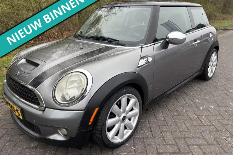 MINI Cooper S (2009)