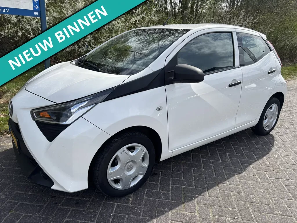 Toyota Aygo (2020) — foto 1