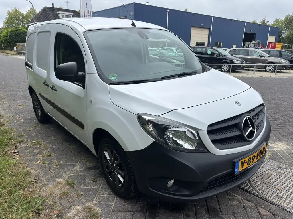 Mercedes-Benz Citan (2021) — foto 1