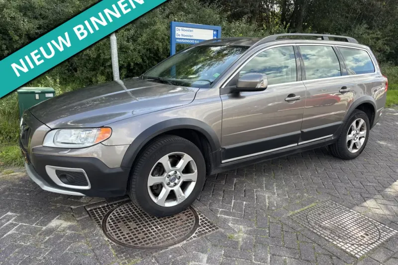 Volvo XC70 (2011)